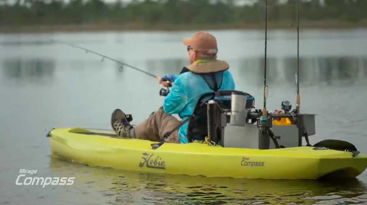 kayak de pesca a pedales